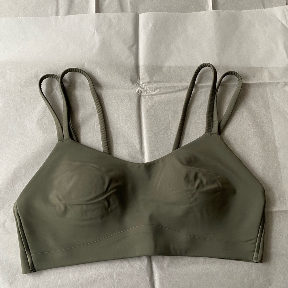 Lululemon Like a Cloud Bra